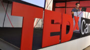 Jacob Rodriguez Torres con el asesoramiento TI en TEDxCanarias 2012